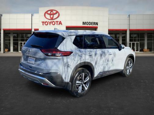 2021 Nissan Rogue Platinum