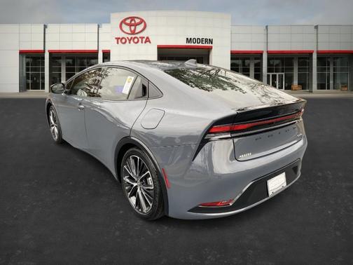 2024 Toyota Prius XLE