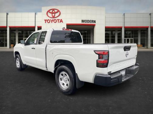 2025 Nissan Frontier S