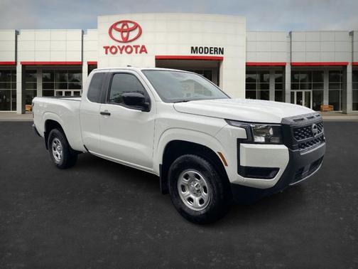 2025 Nissan Frontier S