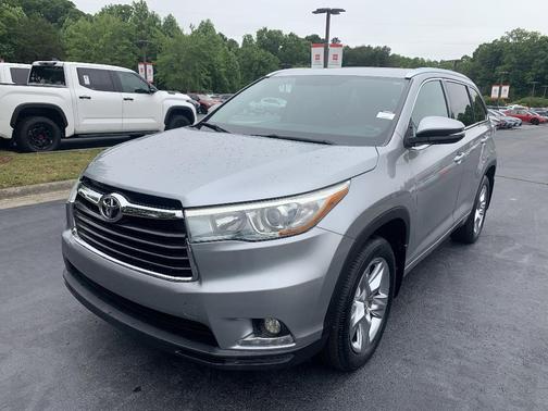 Silver 2015 Toyota Highlander Limited