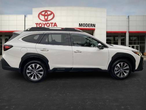 2025 Subaru Outback Touring