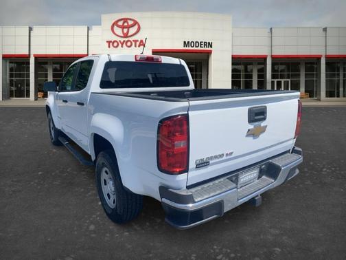 White 2017 Chevrolet Colorado WT