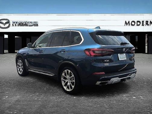 Blue 2022 BMW X5 PHEV xDrive45e