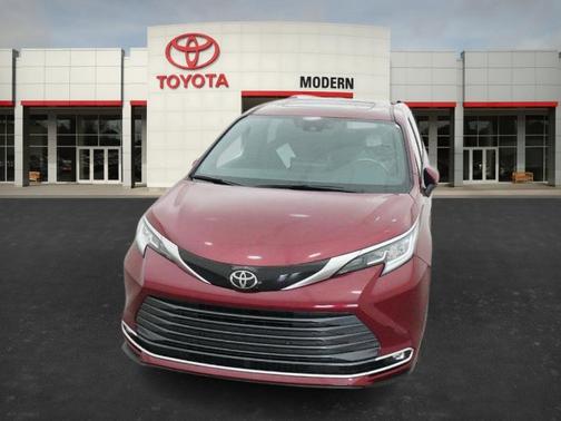 2026 Toyota Sienna Limited