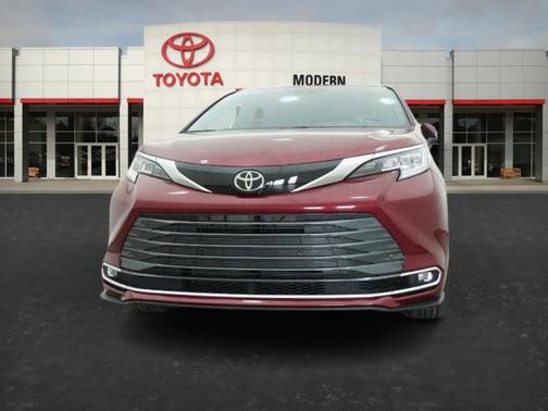 2026 Toyota Sienna Limited