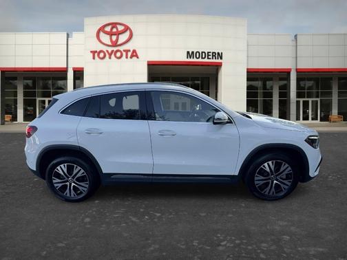 White 2025 Mercedes-Benz GLA 250 Base