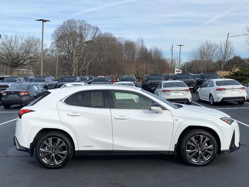 2022 Lexus UX 250h F Sport