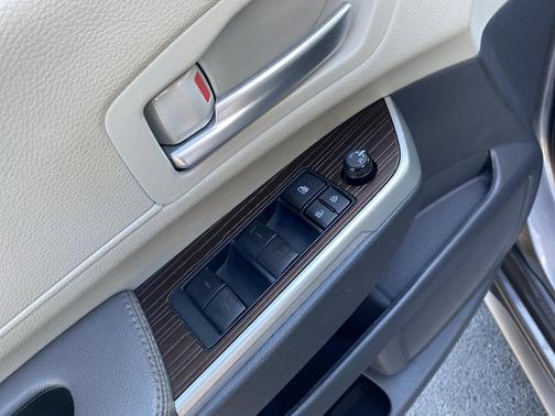 Gray 2024 Toyota Sienna XLE