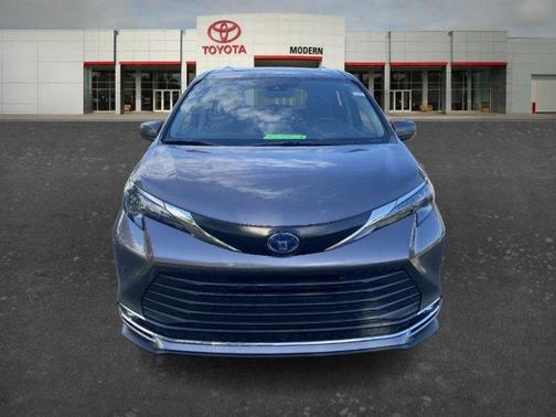 Gray 2024 Toyota Sienna XLE