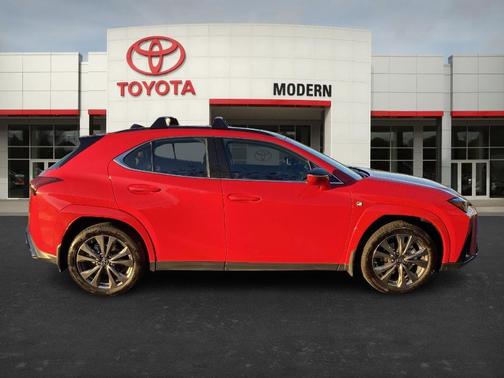 2023 Lexus UX 250h F SPORT Handling