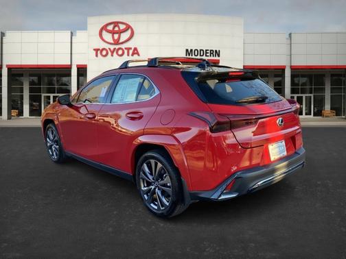 2023 Lexus UX 250h F SPORT Handling