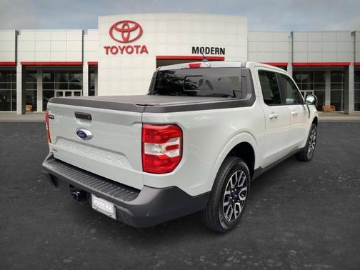 Gray 2024 Ford Maverick Lariat