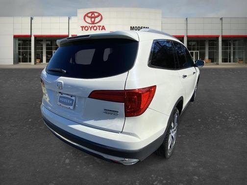 2018 Honda Pilot Touring