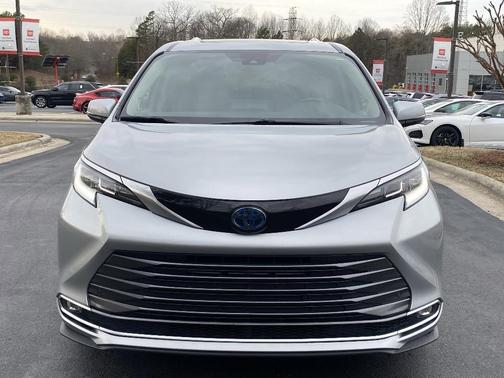 2021 Toyota Sienna Limited