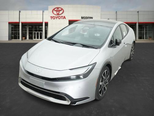 2025 Toyota Prius Plug-In Hybrid XSE Premium