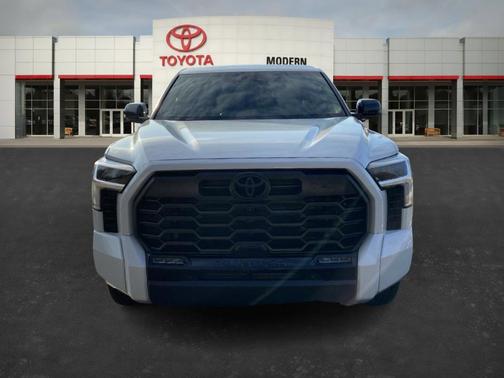 2025 Toyota Tundra Hybrid Limited