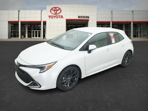 2025 Toyota Corolla Hatchback XSE