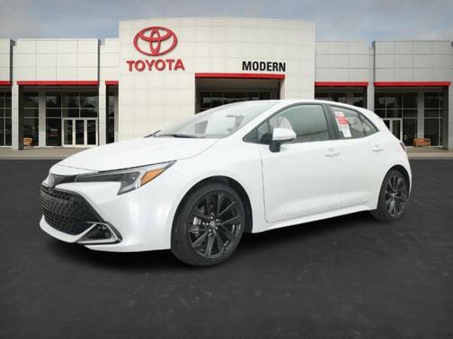 2025 Toyota Corolla Hatchback XSE