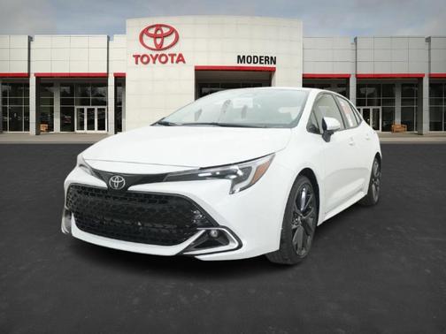 2025 Toyota Corolla Hatchback XSE