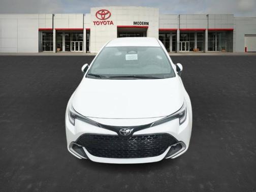 2025 Toyota Corolla Hatchback XSE