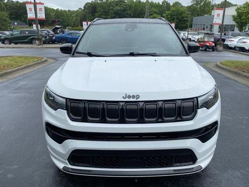 White 2022 Jeep Compass Altitude