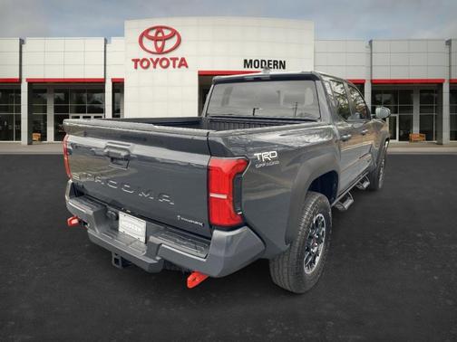 2025 Toyota Tacoma Hybrid TRD HYBRID