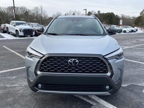 2025 Toyota Corolla Cross XLE