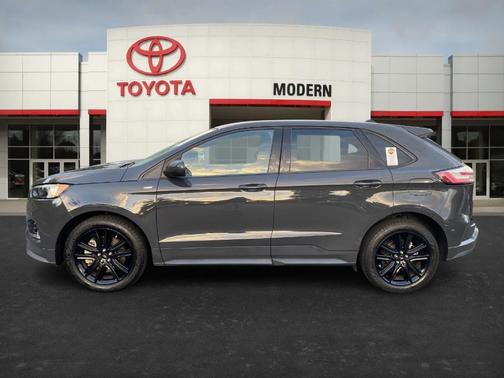 2021 Ford Edge ST-Line