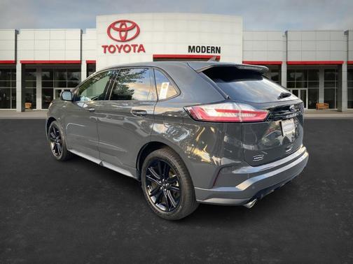 2021 Ford Edge ST-Line