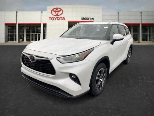 2025 Toyota Highlander Hybrid XLE