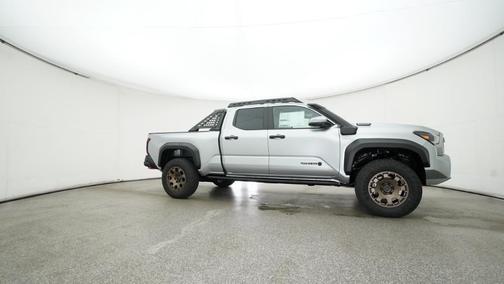 2025 Toyota Tacoma Hybrid Trailhunter