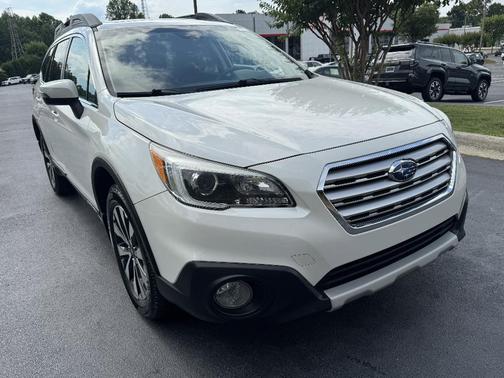 Crystal White Pearl 2015 Subaru Outback 2.5i Limited