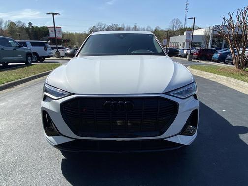 2022 Audi e-tron S Premium Plus