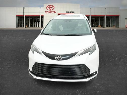 White 2026 Toyota Sienna XLE 8 Passenger