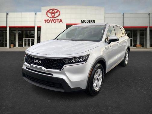 2022 Kia Sorento LX