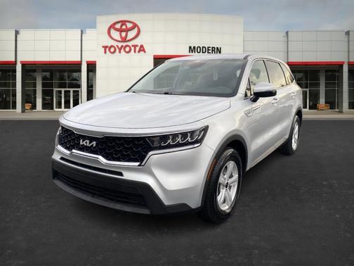 2022 Kia Sorento LX