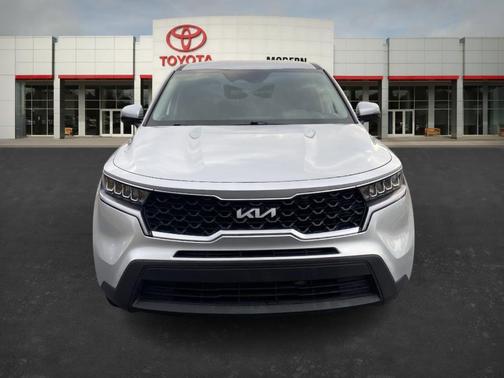 2022 Kia Sorento LX