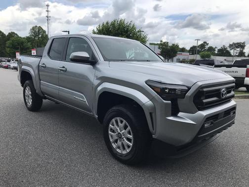 2024 Toyota Tacoma SR5