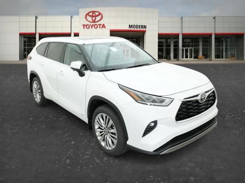 2026 Toyota Highlander Hybrid Platinum