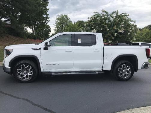 2025 GMC Sierra 1500 SLE