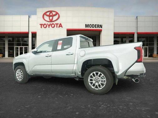 2026 Toyota Tacoma Hybrid Limited