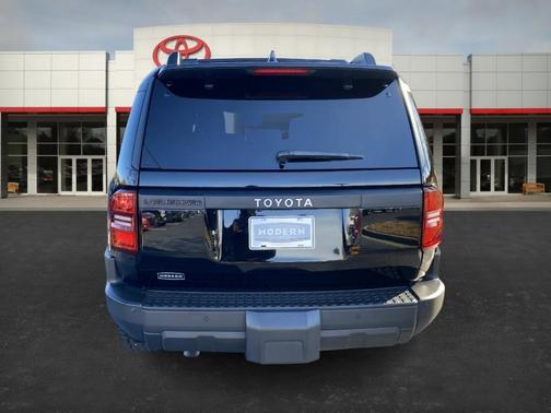 2024 Toyota Land Cruiser Base