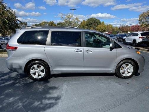2012 Toyota Sienna LE