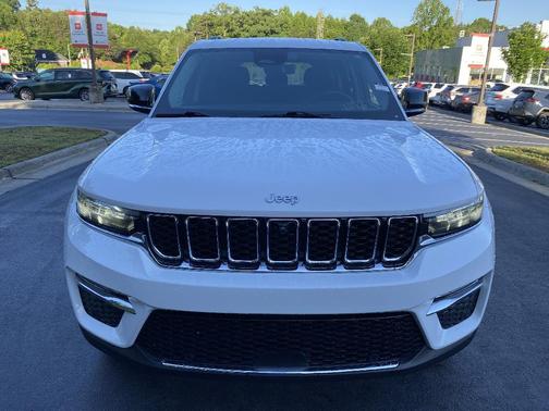 White 2023 Jeep Grand Cherokee Limited