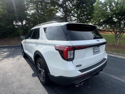 White 2025 Ford Explorer ST