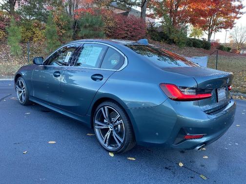 2021 BMW 330 i xDrive