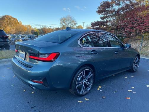 2021 BMW 330 i xDrive