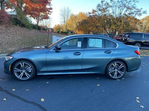 2021 BMW 330 i xDrive