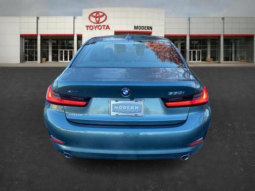 2021 BMW 330 i xDrive